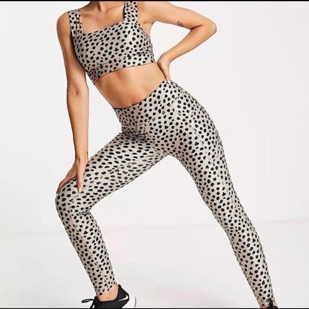 Gilly Hicks Leopard Print High Rise Leggings XS